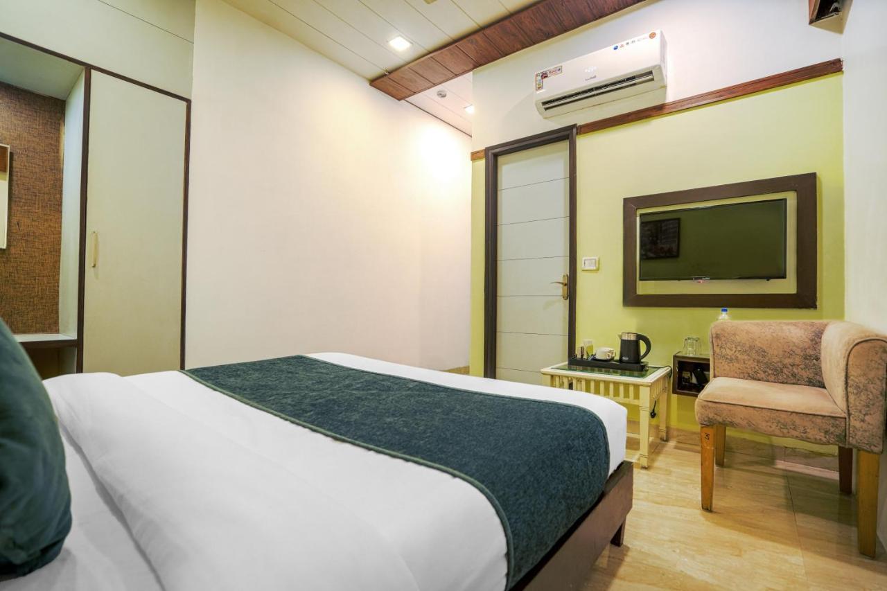 Hotel Seven- Center Of City Chandīgarh المظهر الخارجي الصورة