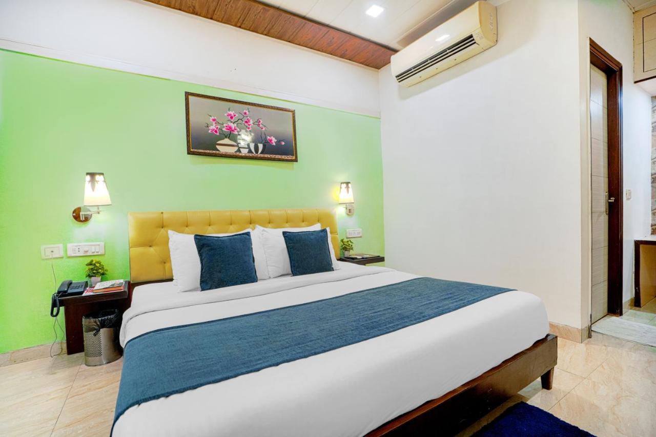 Hotel Seven- Center Of City Chandīgarh المظهر الخارجي الصورة