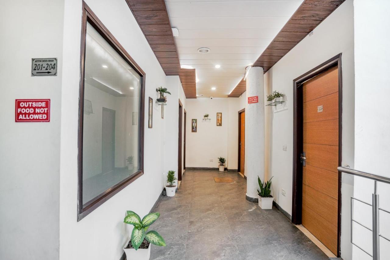 Hotel Seven- Center Of City Chandīgarh المظهر الخارجي الصورة